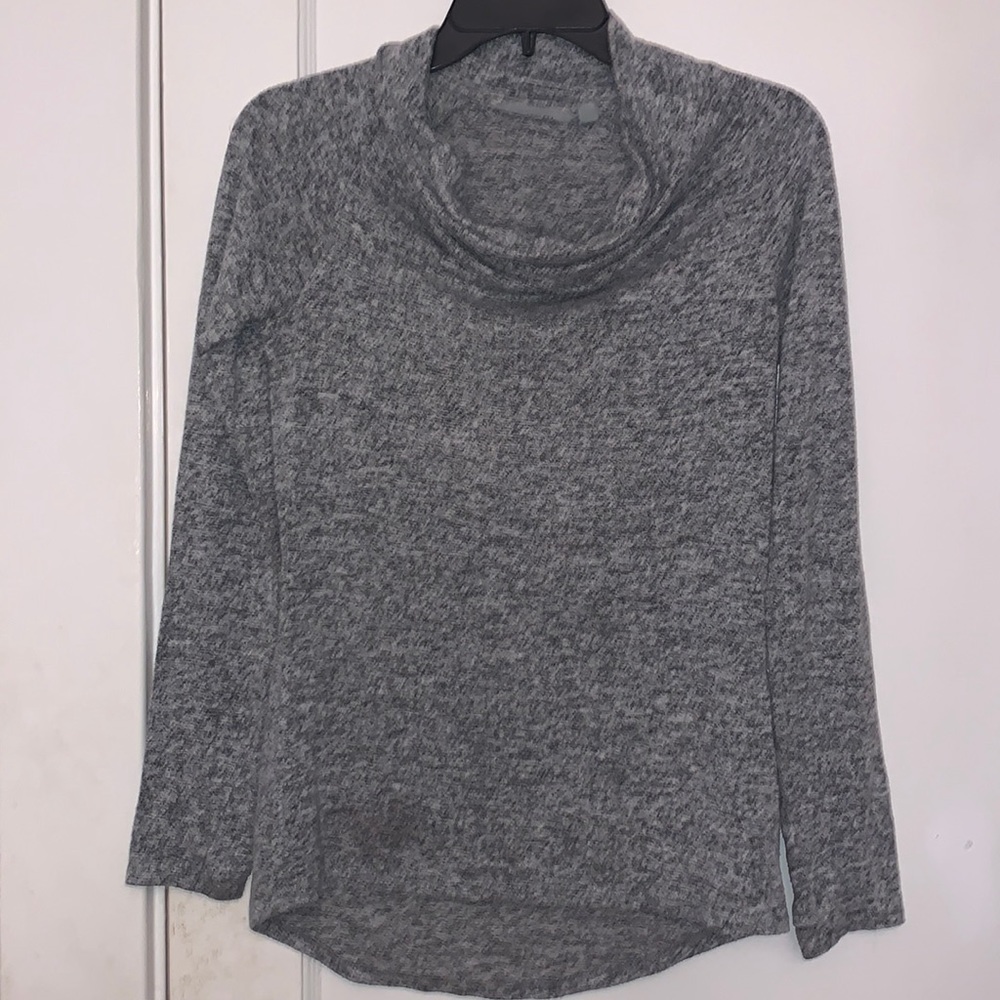Athleta Long Sleeve Gray Top
